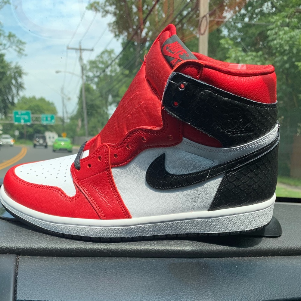 Retro 1 - Picture 3 of 3